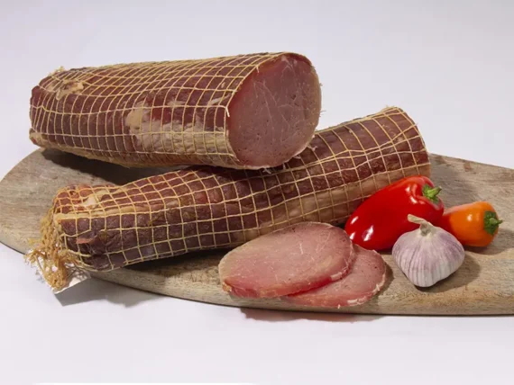 Vytinta „Naminė“ kiaulienos nugarinė, drėgnesnė Vytinta „Naminė“ kiaulienos nugarinė, drėgnesnė