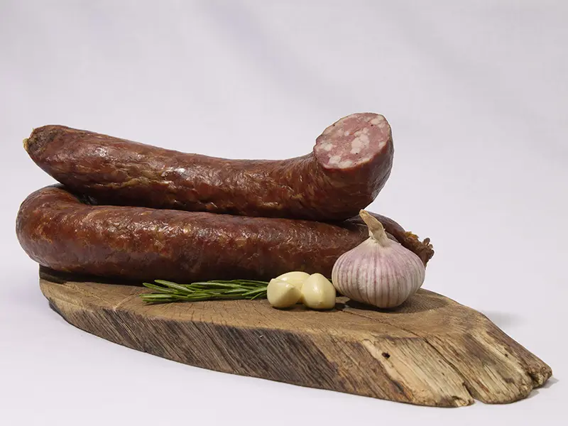 Šaltai rūkyta „Česnakinė“ kiaulienos dešra
