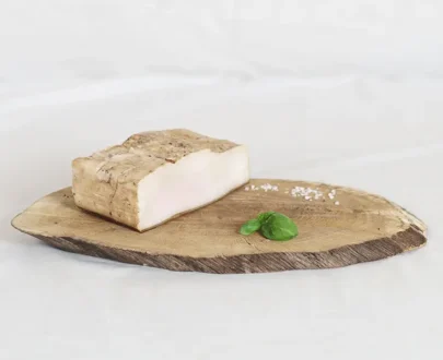 Šaltai rūkyti kiaulienos lašiniai, stori, balti